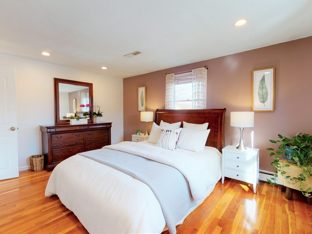 53 Brookbridge Road Stoneham, MA 02180 - Photo 14 of 42 Gallery Image 14