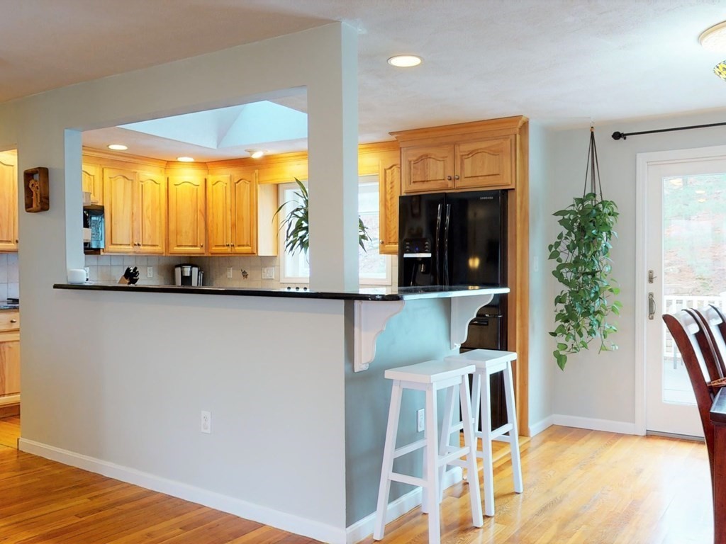 53 Brookbridge Road Stoneham, MA 02180 - Photo 8 of 42 Gallery Image 8