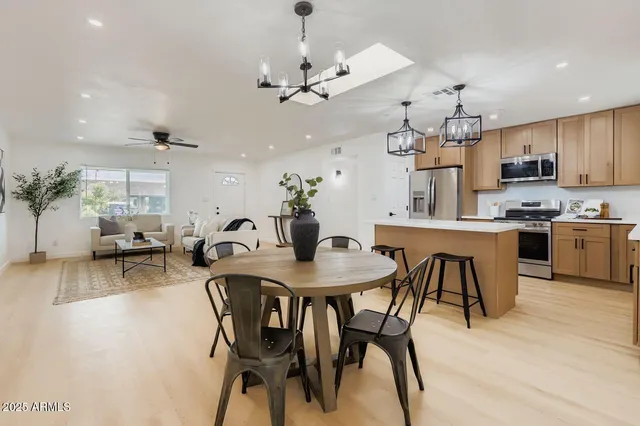 $409,900 | 6718 North 30th Avenue, Phoenix, AZ 85017