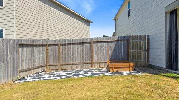 $2,800 | 14707 Callard Court, Montgomery, TX 77316