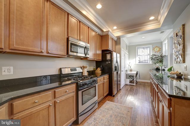 $685,000 | 1927 Lincoln Road Northeast, Washington, DC 20002