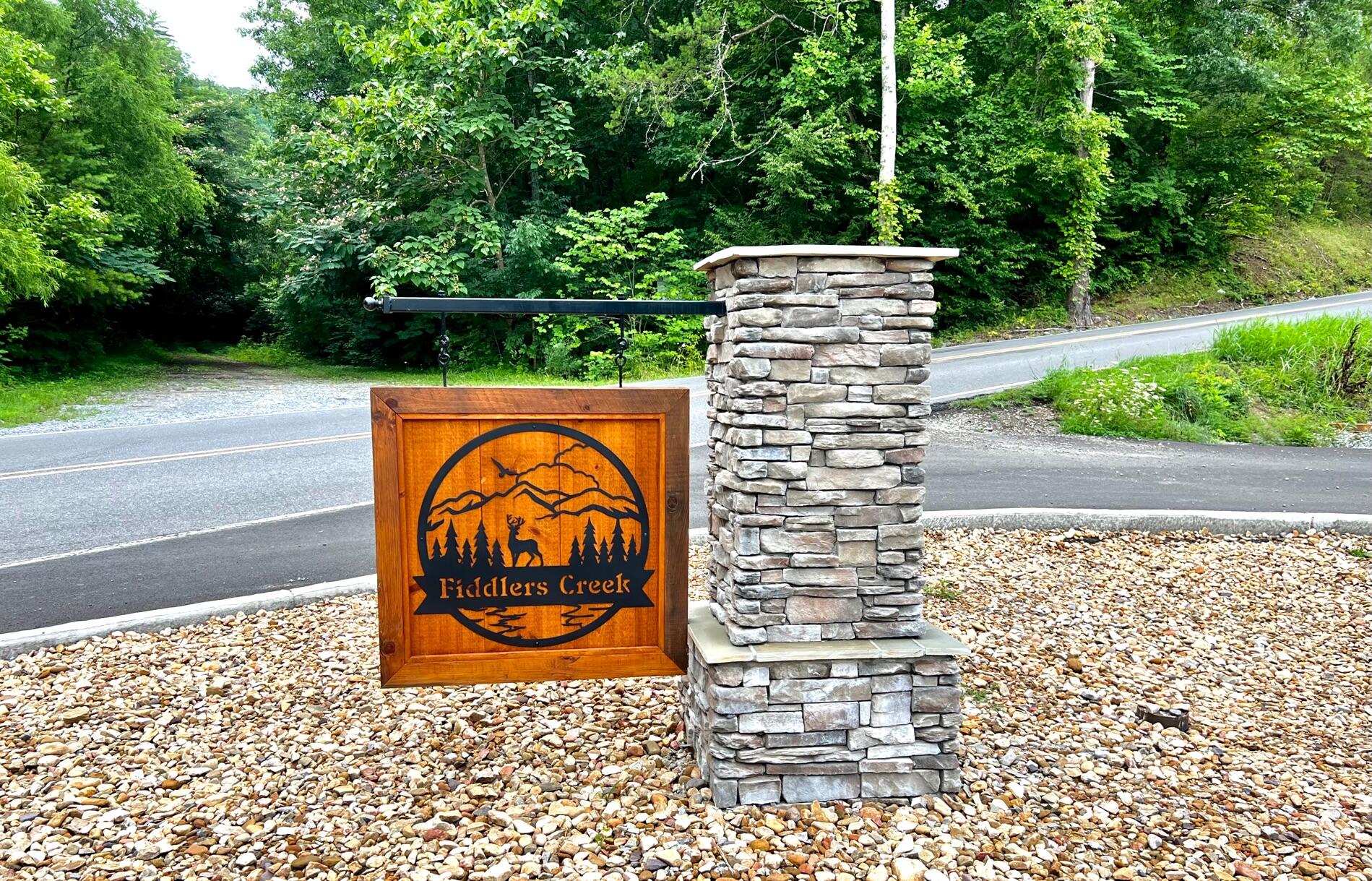 838 String Run Way, Unit LOT 27 Pigeon Forge, TN 37863 - Photo 2 of 54 IMG_0569