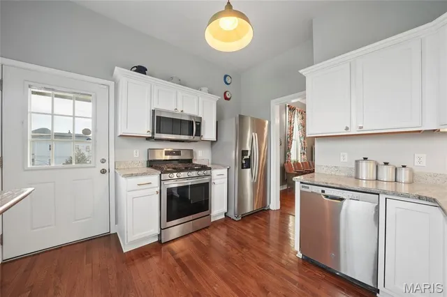 $325,000 | 6410 Wade Avenue, St. Louis, MO 63139