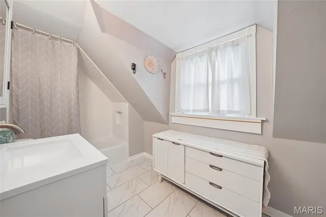 $325,000 | 6410 Wade Avenue, St. Louis, MO 63139