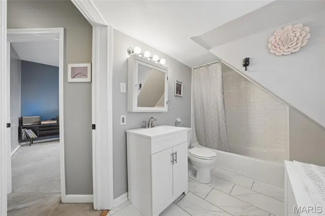 $325,000 | 6410 Wade Avenue, St. Louis, MO 63139