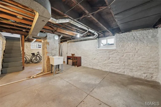 $325,000 | 6410 Wade Avenue, St. Louis, MO 63139