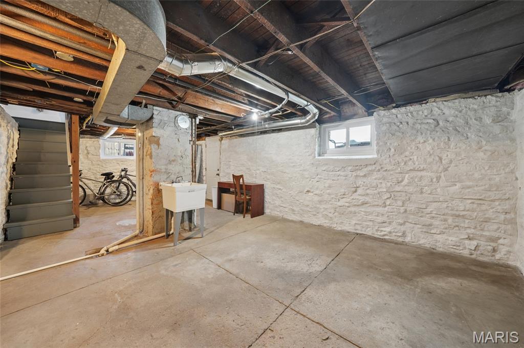 6410 Wade Avenue St. Louis, MO 63139 - Photo 27 of 45