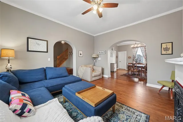 $325,000 | 6410 Wade Avenue, St. Louis, MO 63139