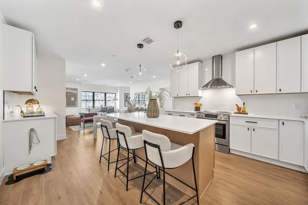 $752,900 | 20 Audubon Way, Unit 102, Canton, MA 02021