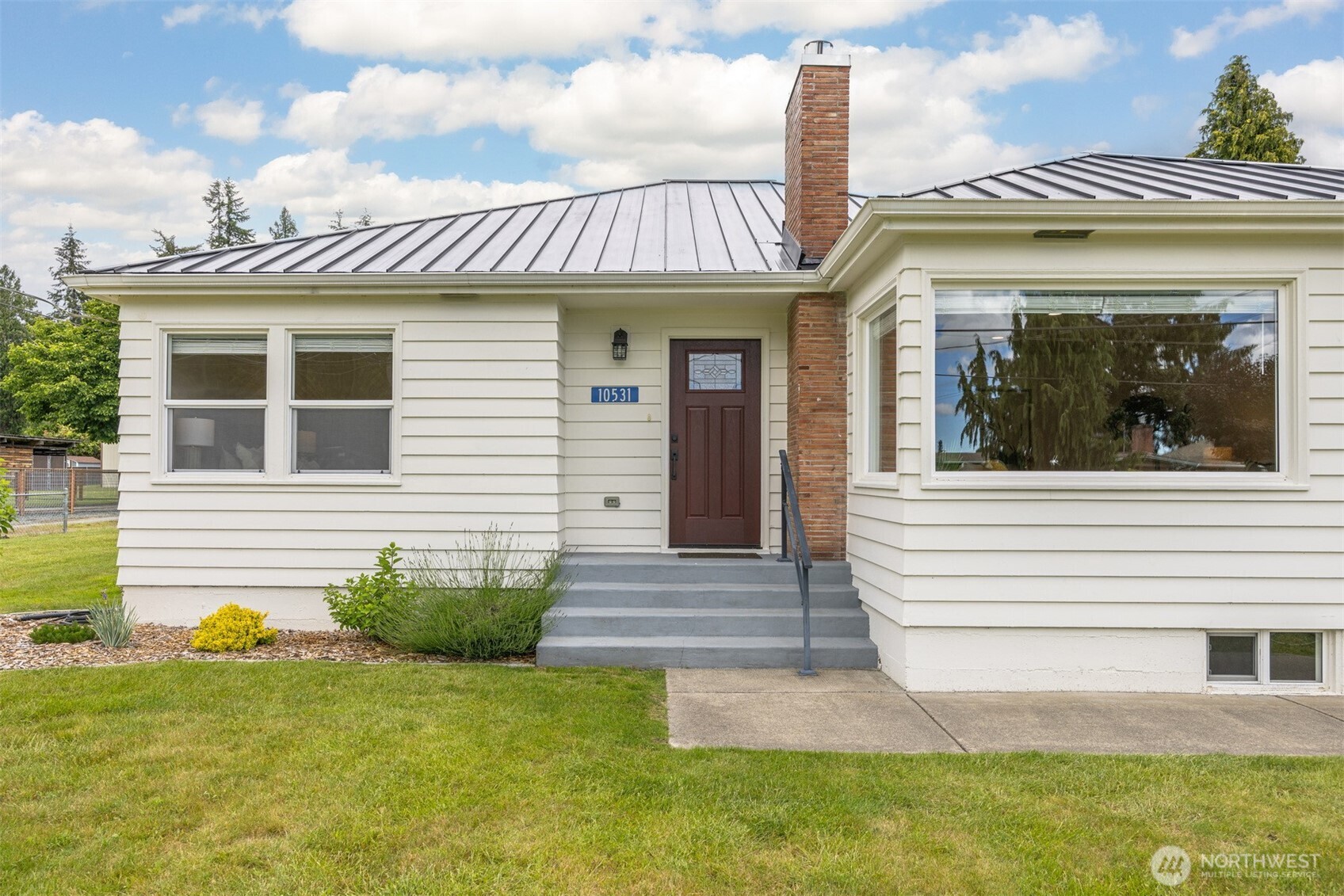 10531 Sterling Road Sedro-Woolley, WA 98284 - Photo 5 of 40