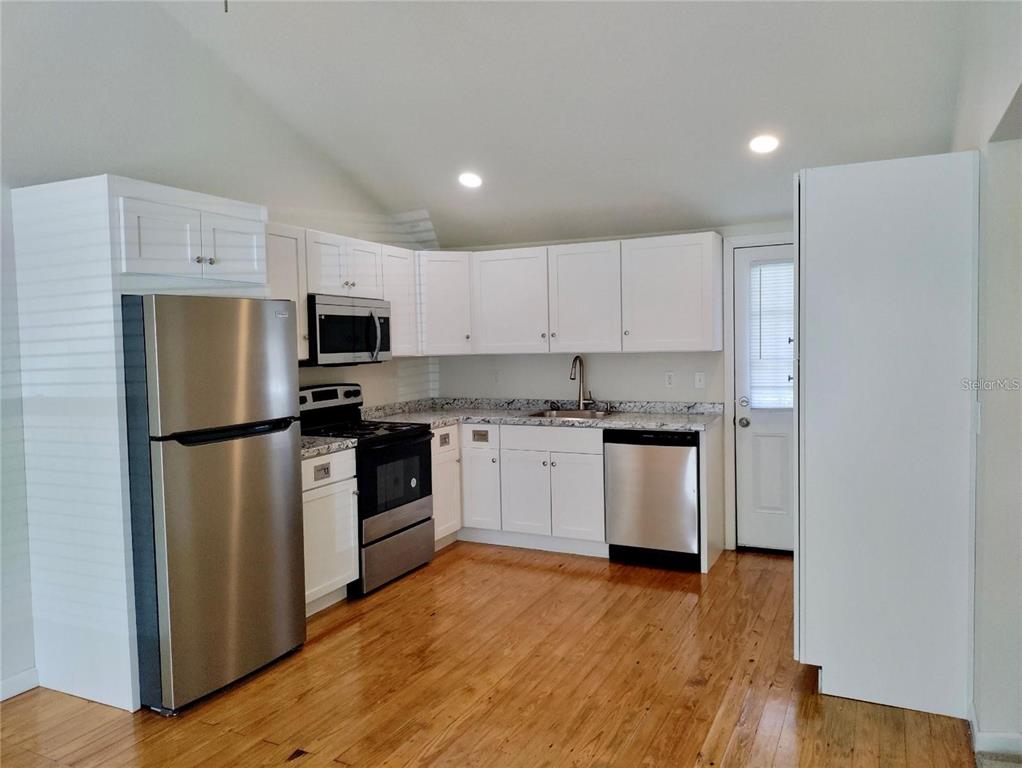 100 South Stone Street, Unit B Bunnell, FL 32110 - Photo 4 of 10