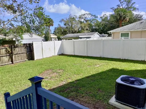 $1,300 | 100 South Stone Street, Unit B, Bunnell, FL 32110