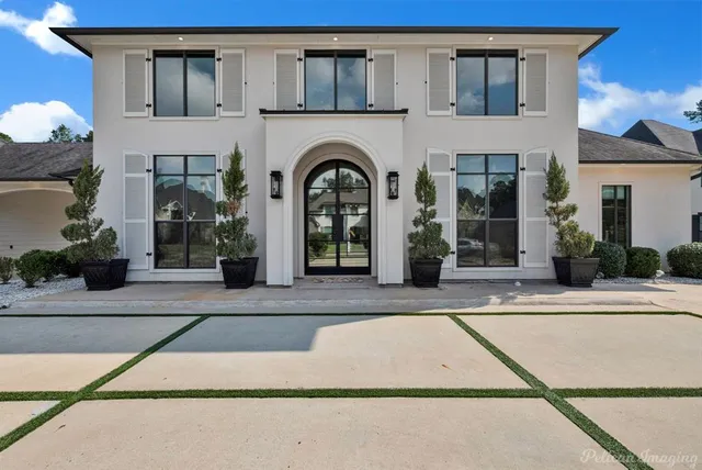 $1,130,000 | 407 Oakwood Trace Court, Shreveport, LA 71106