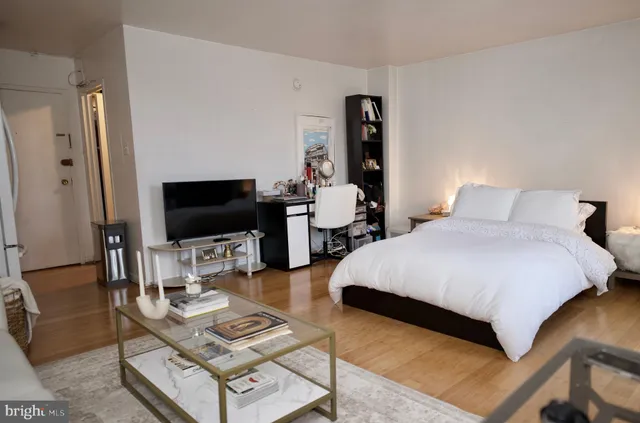 $207,500 | 950 25th Street Northwest, Unit 213N, Washington, DC 20037