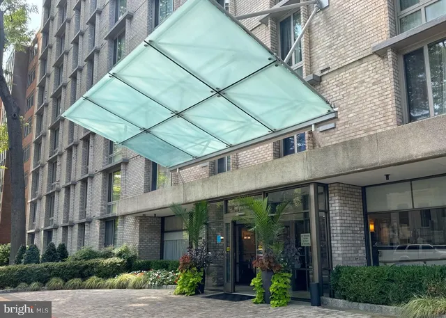 $207,500 | 950 25th Street Northwest, Unit 213N, Washington, DC 20037