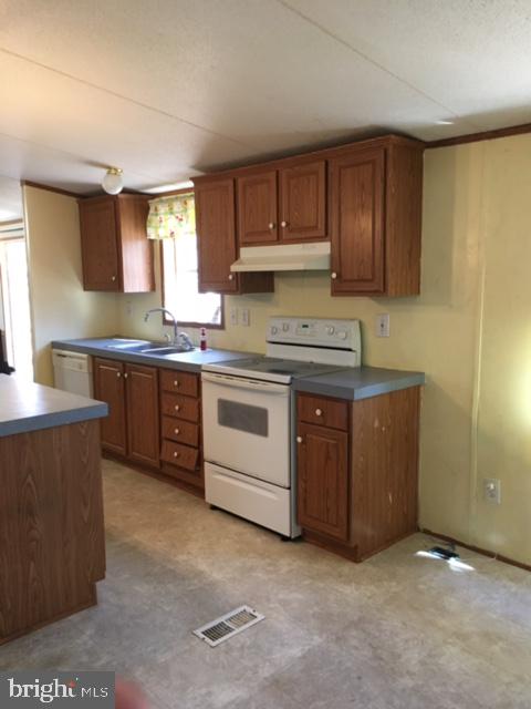 740 East Butter Road Dover, PA 17315 - Photo 8 of 27