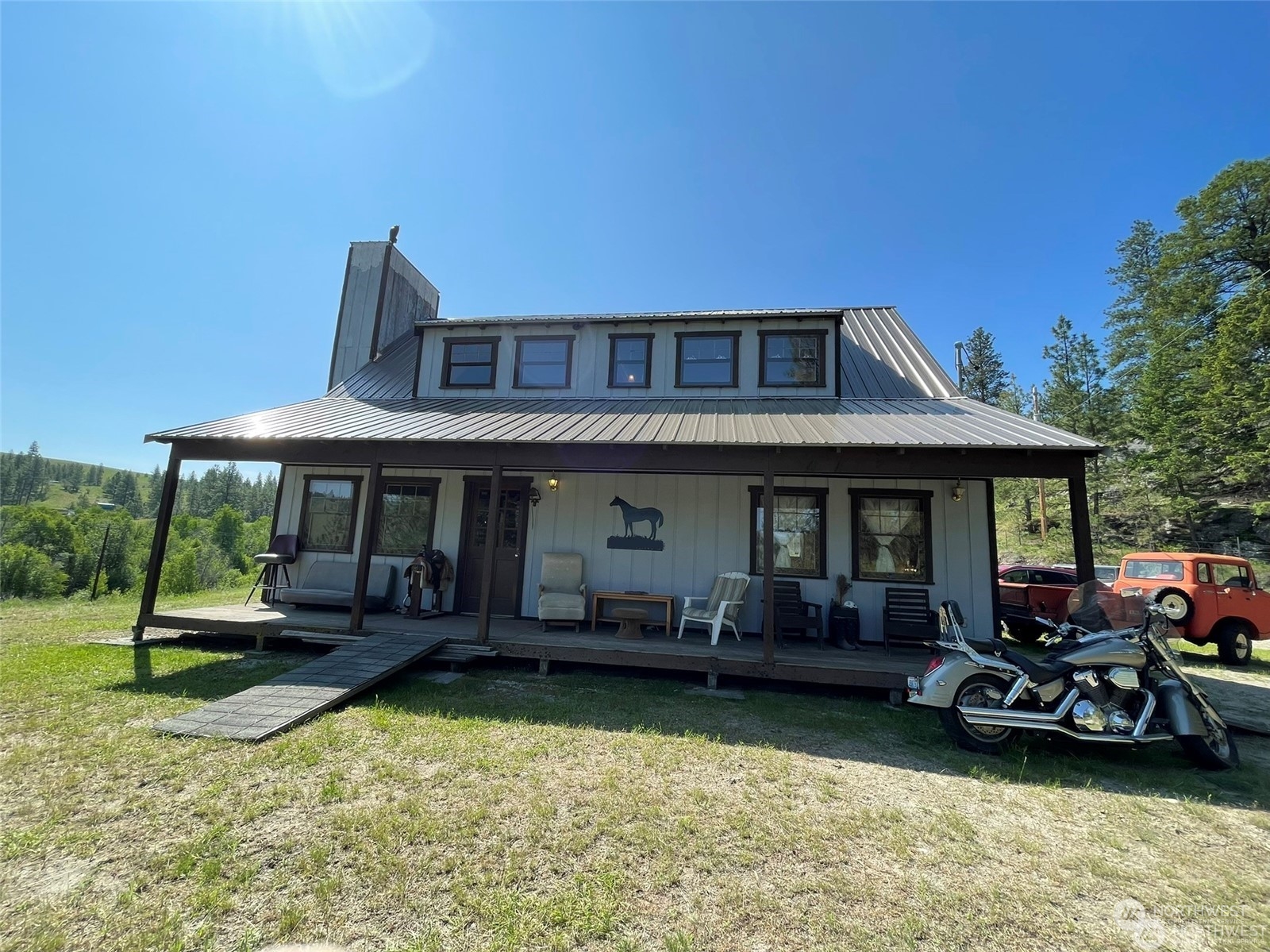 154 Aeneas Valley Road Tonasket, WA 98855 - Photo 3 of 35 Gallery Image 3