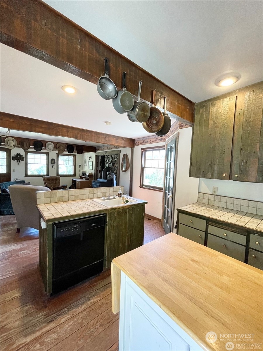 154 Aeneas Valley Road Tonasket, WA 98855 - Photo 8 of 35 Gallery Image 8