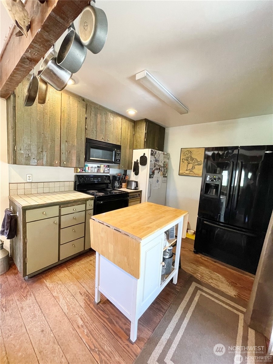 154 Aeneas Valley Road Tonasket, WA 98855 - Photo 9 of 35 Gallery Image 9