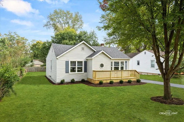 $400,000 | 5505 Pershing Avenue, Downers Grove, IL 60515