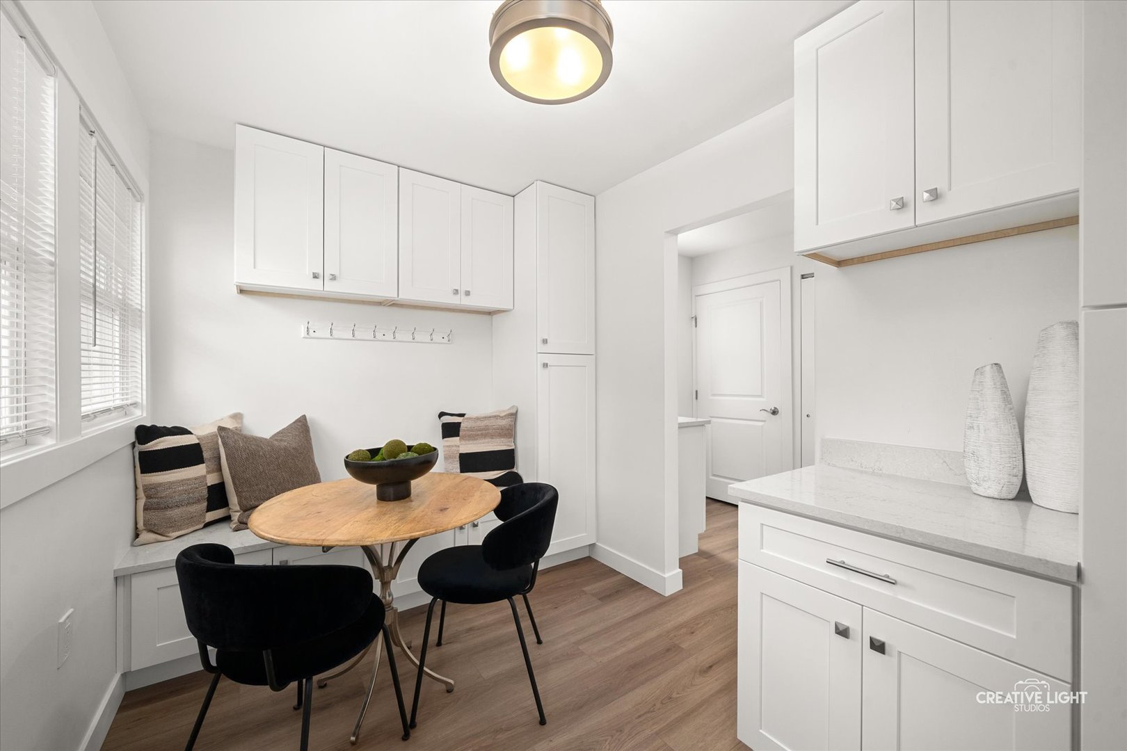 5505 Pershing Avenue Downers Grove, IL 60515 - Photo 12 of 28