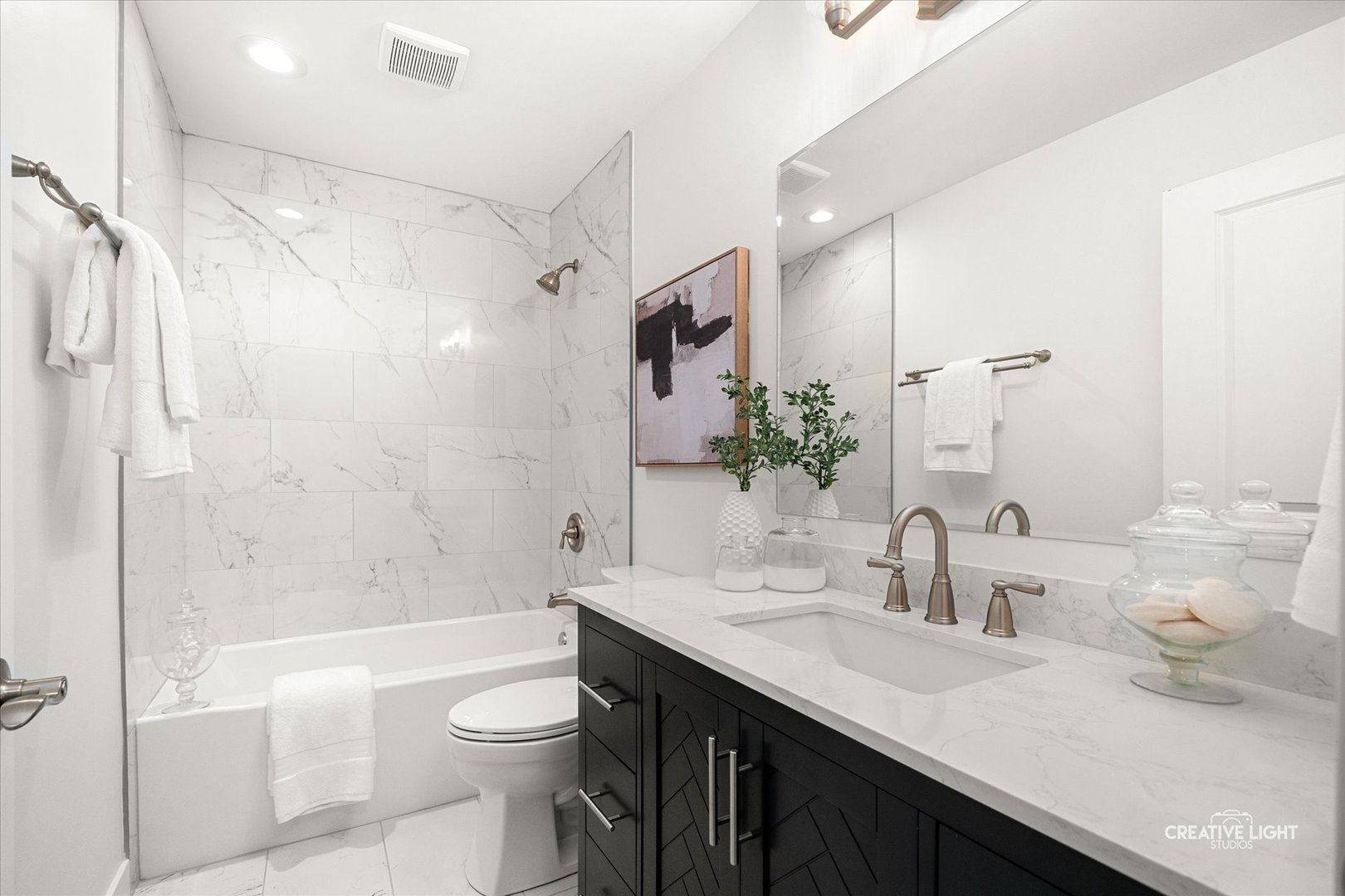 5505 Pershing Avenue Downers Grove, IL 60515 - Photo 15 of 28