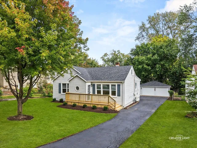 $400,000 | 5505 Pershing Avenue, Downers Grove, IL 60515