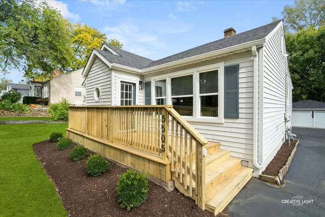 $400,000 | 5505 Pershing Avenue, Downers Grove, IL 60515