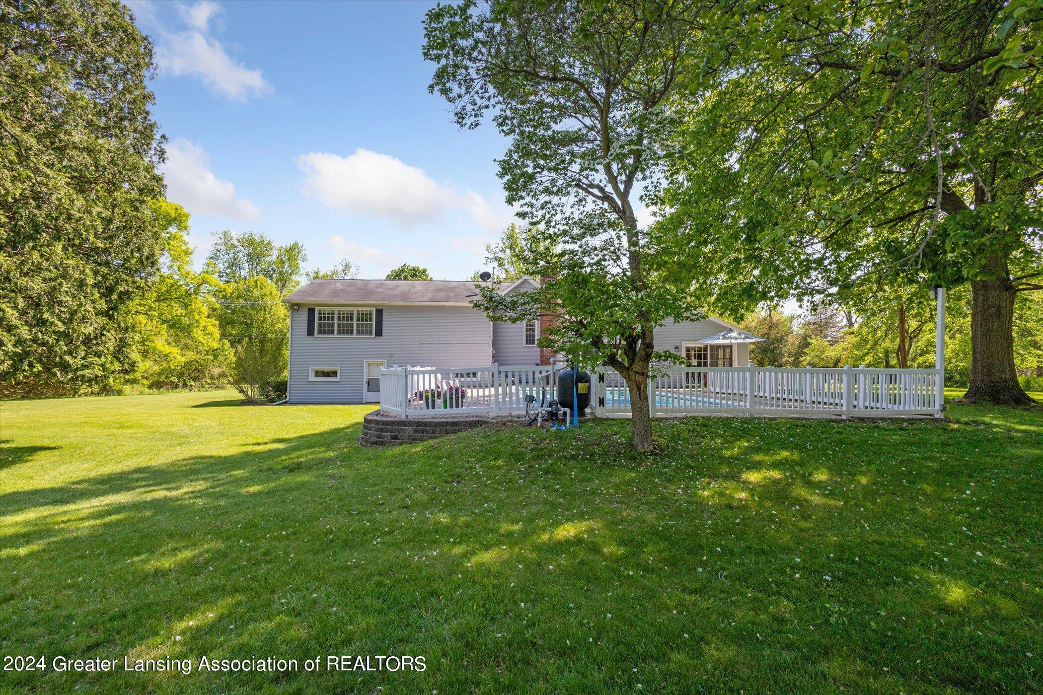 8788 West Herbison Road Eagle, MI 48822 - Photo 54 of 75 53-8788-W-Herbison-Rd-Eagle-MI-48822-Win