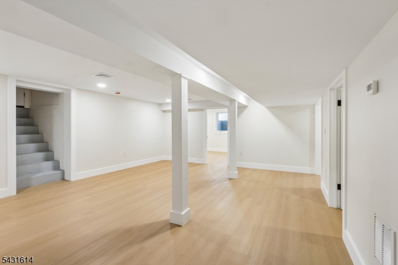 10 Rose Street Edison, NJ 08817 - Photo 43 of 48