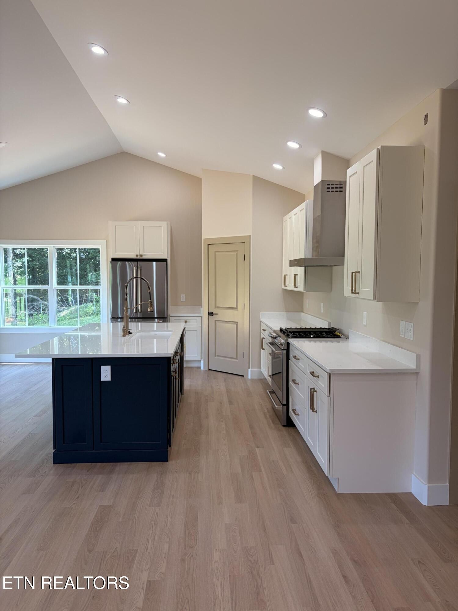 5815 Caldwell Road Loudon, TN 37774 - Photo 8 of 36 Gallery Image 8