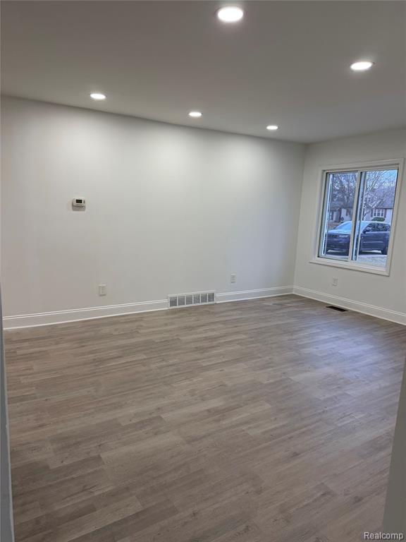 27284 Bunert Road Warren, MI 48088 - Photo 5 of 21