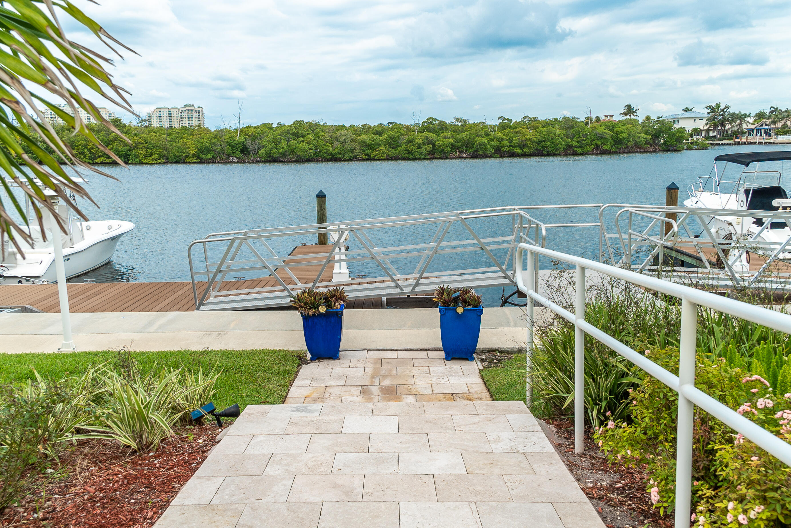 6530 North Ocean Boulevard, Unit 301 Ocean Ridge, FL 33435 - Photo 26 of 33 DSC04345