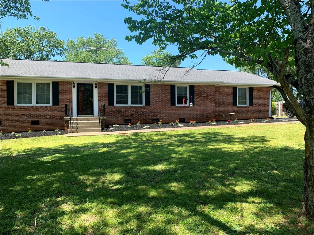 2019 Old Spring Drive Anderson, SC 29625 - Photo 1 of 15