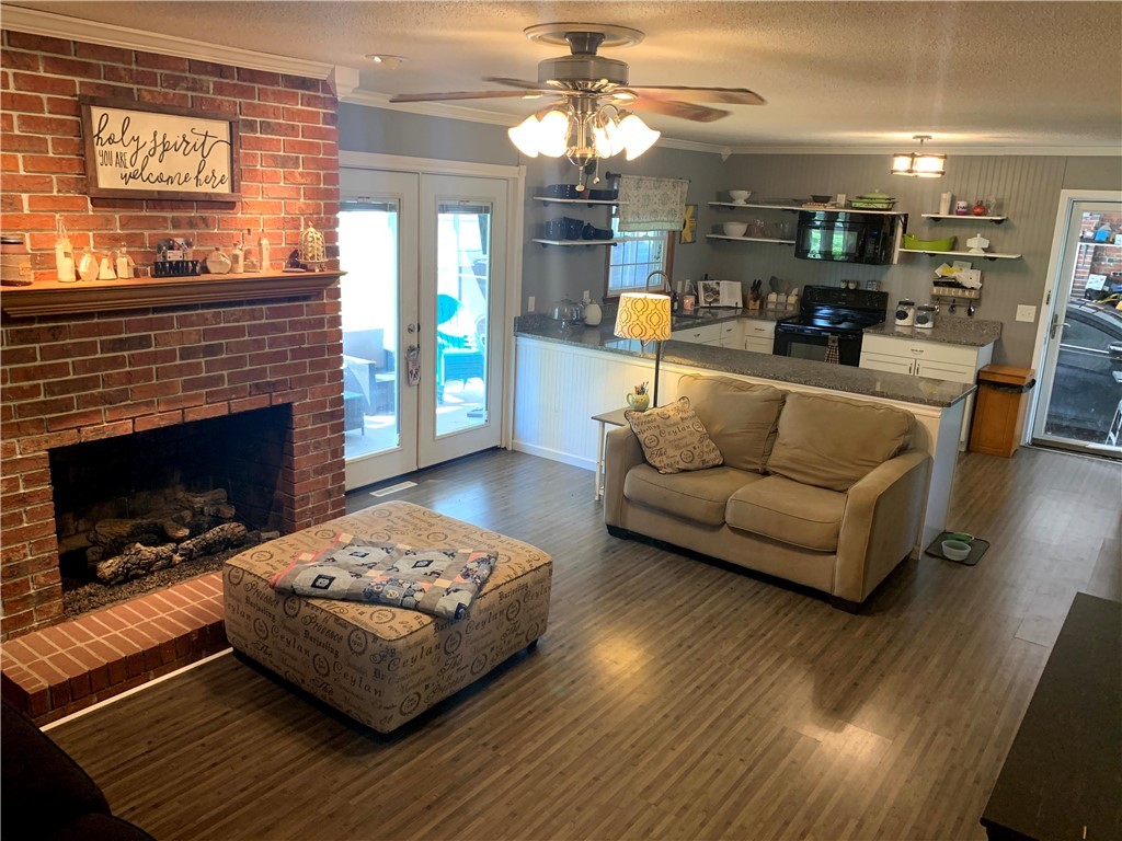 2019 Old Spring Drive Anderson, SC 29625 - Photo 5 of 15