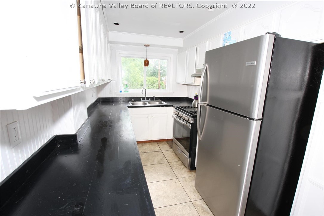 879 Chester Road Charleston, WV 25302 - Photo 17 of 45 Gallery Image 17