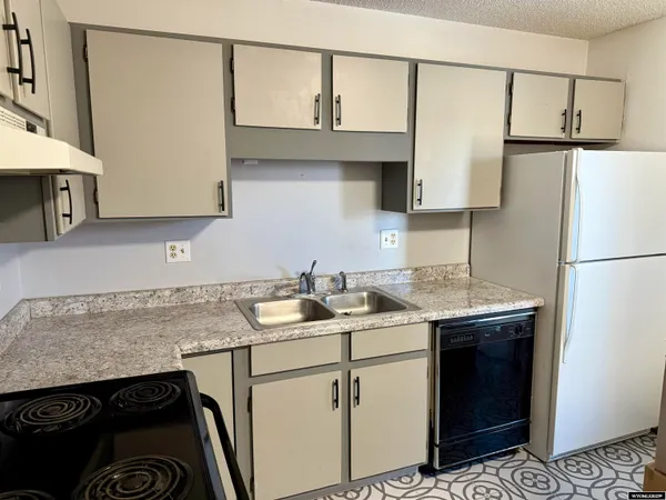 $439,000 | 114 North 9th Street, Saratoga, WY 82331