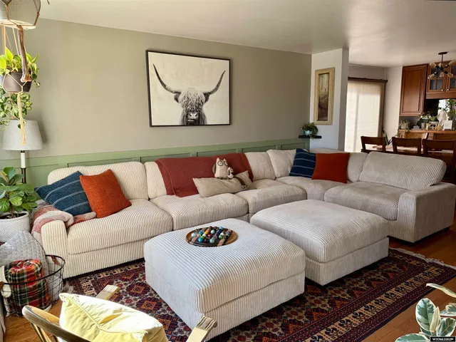 $439,000 | 114 North 9th Street, Saratoga, WY 82331