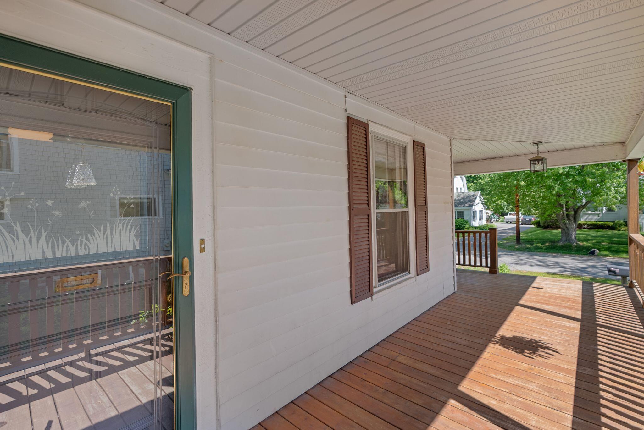 32 Morrill Avenue Waterville, ME 04901 - Photo 9 of 67 11_DSC01927 copy