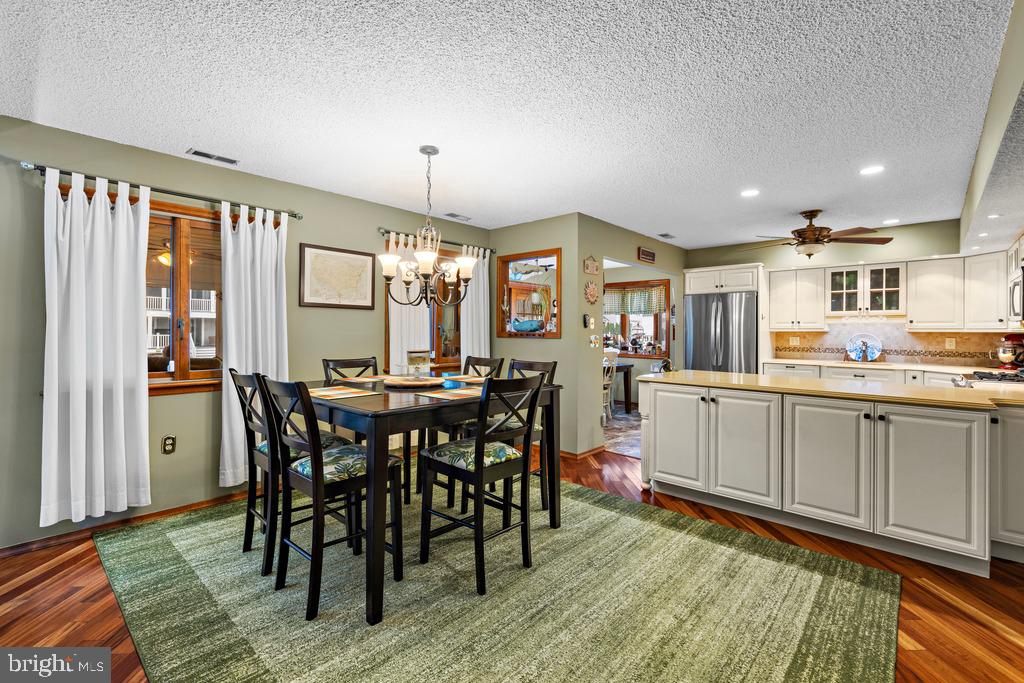 132 Peter Road Manahawkin, NJ 08050 - Photo 9 of 55 Gallery Image 9