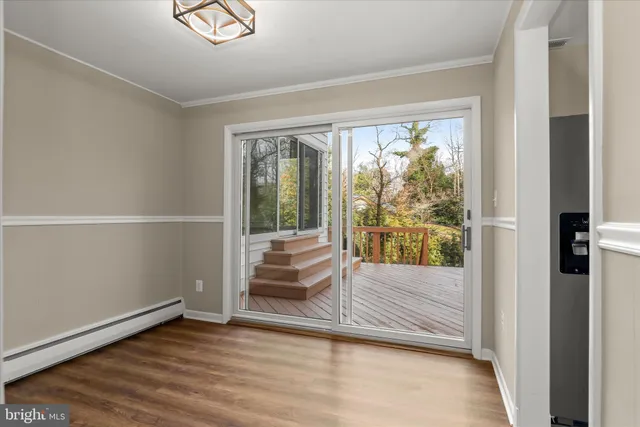 $700,000 | 16 Wilelinor Drive, Edgewater, MD 21037