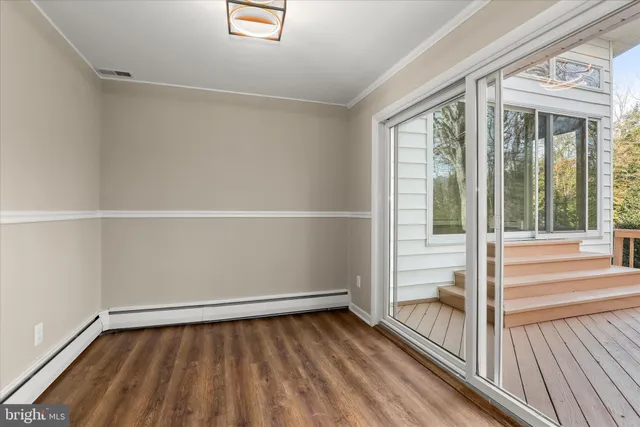 $700,000 | 16 Wilelinor Drive, Edgewater, MD 21037