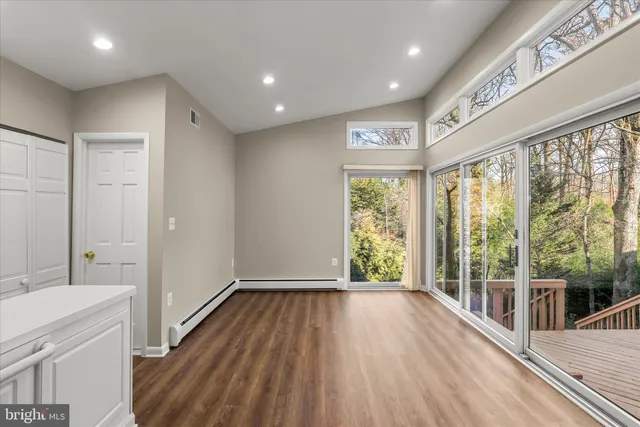 $700,000 | 16 Wilelinor Drive, Edgewater, MD 21037