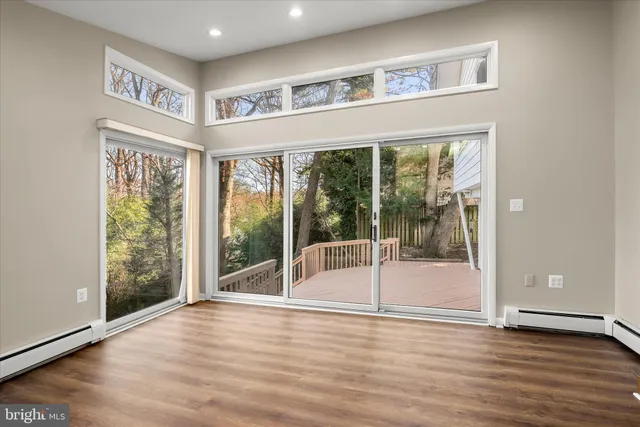 $700,000 | 16 Wilelinor Drive, Edgewater, MD 21037