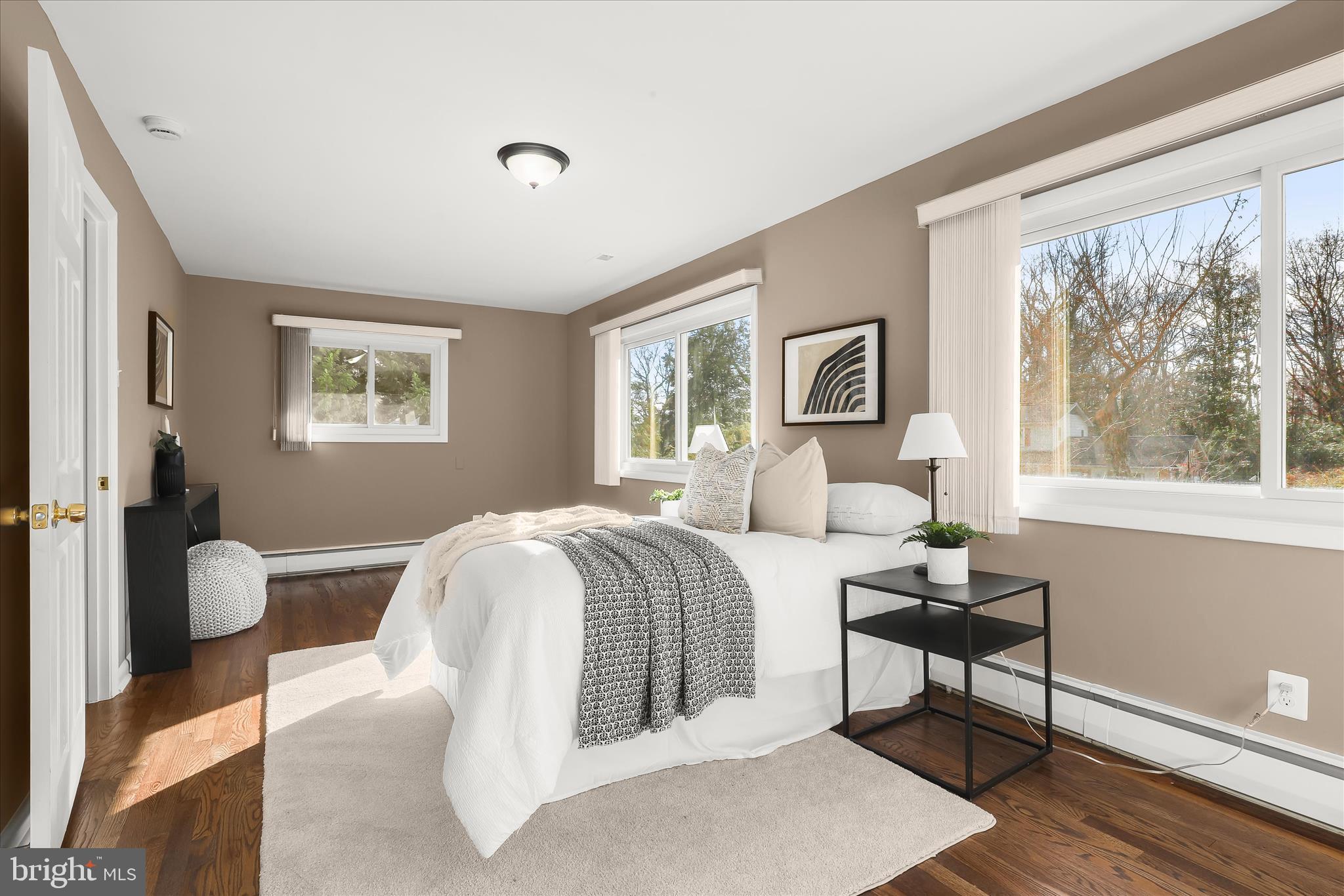 16 Wilelinor Drive Edgewater, MD 21037 - Photo 23 of 52 Primary Bedroom