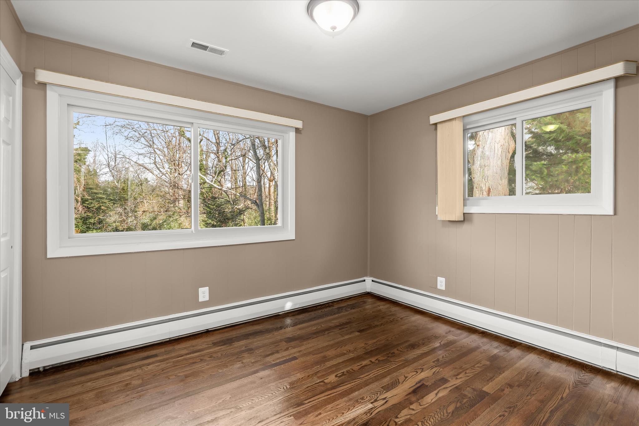 16 Wilelinor Drive Edgewater, MD 21037 - Photo 28 of 52 Bedroom