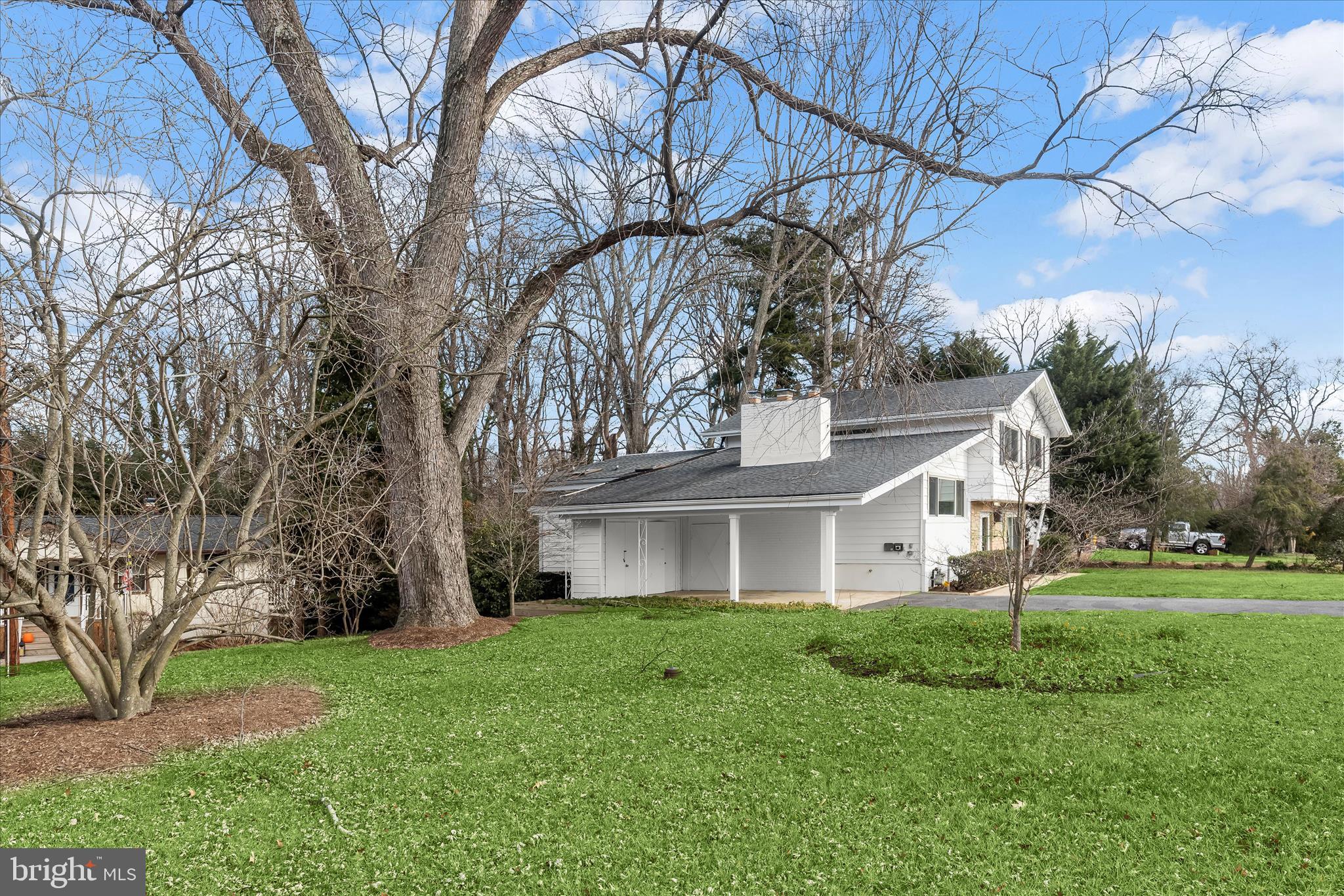 16 Wilelinor Drive Edgewater, MD 21037 - Photo 46 of 52 Landscaped Grounds