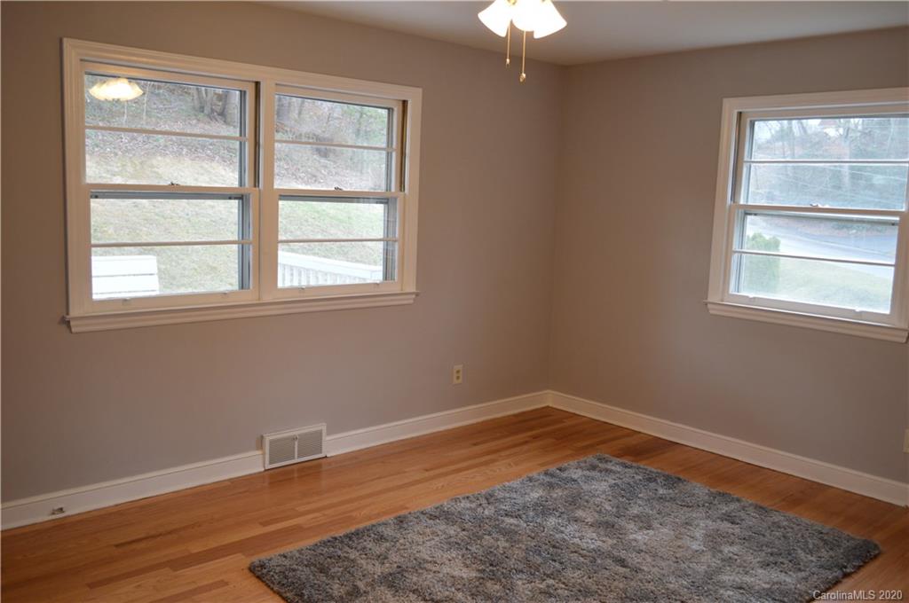 39 Rhoda Street Canton, NC 28716 - Photo 9 of 26 Gallery Image 9