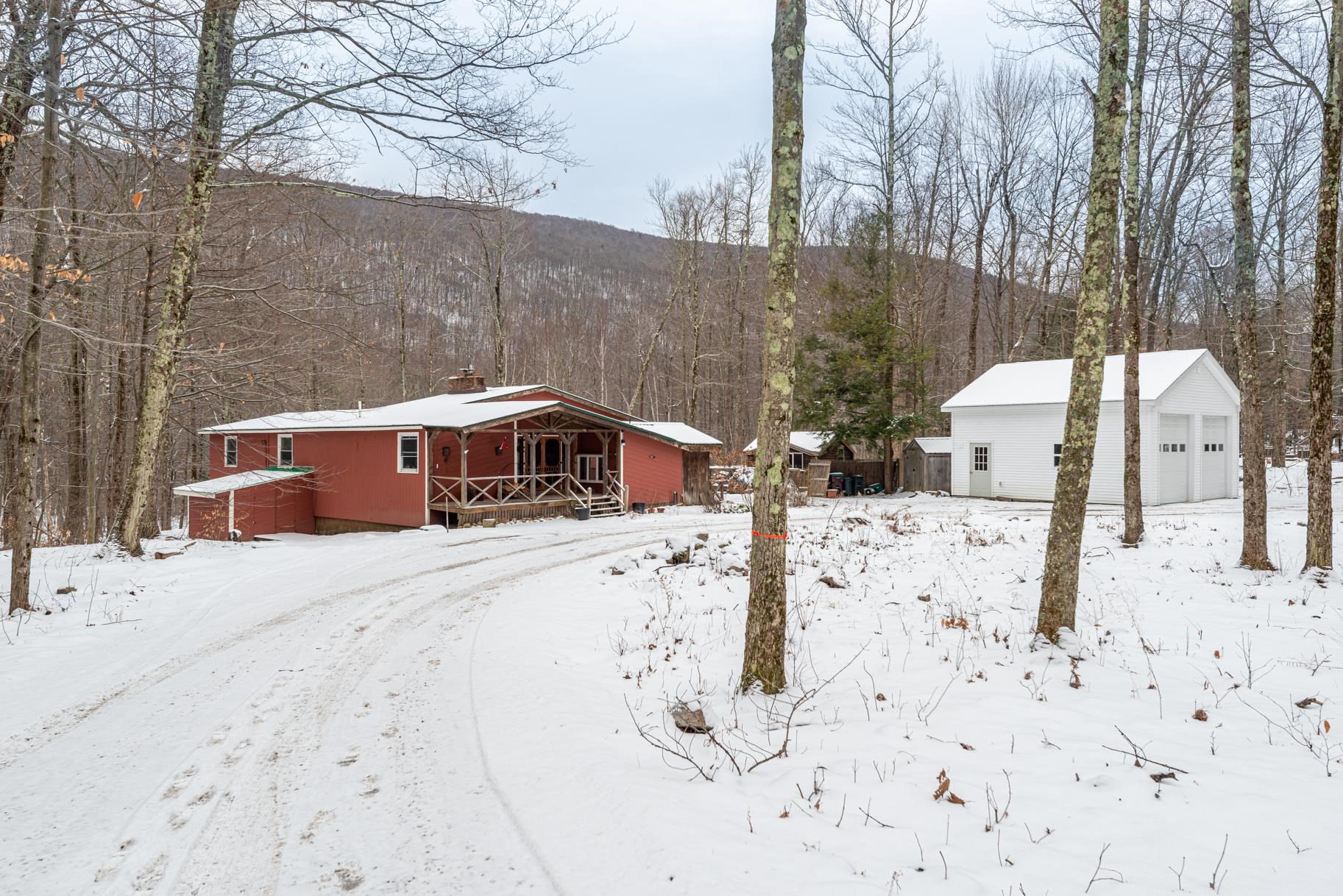 332 New Ireland Road Manchester, VT 05255 - Photo 1 of 18 Gallery Image 1