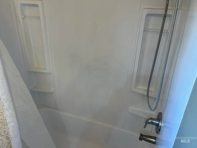 $399,900 | 3731 16th Street, Lewiston, ID 83501